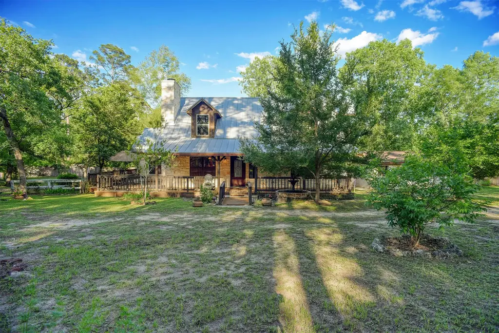 352 Kelley Rd, Bastrop