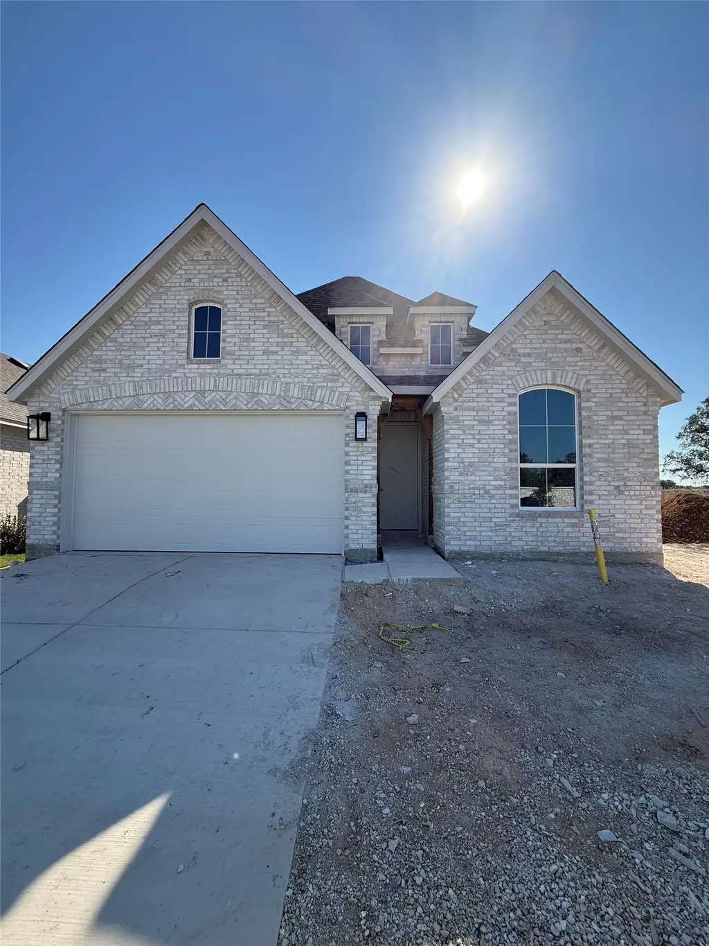 134 Basket Flower Loop, Kyle