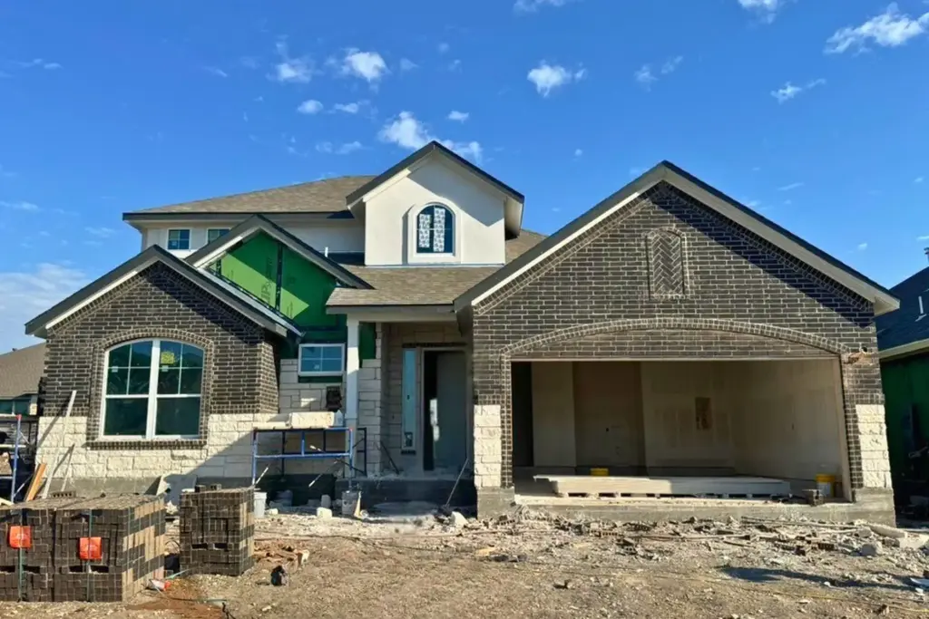 124 Sandrock Trl, Georgetown