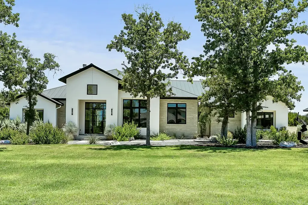 321 Delayne Dr, Austin