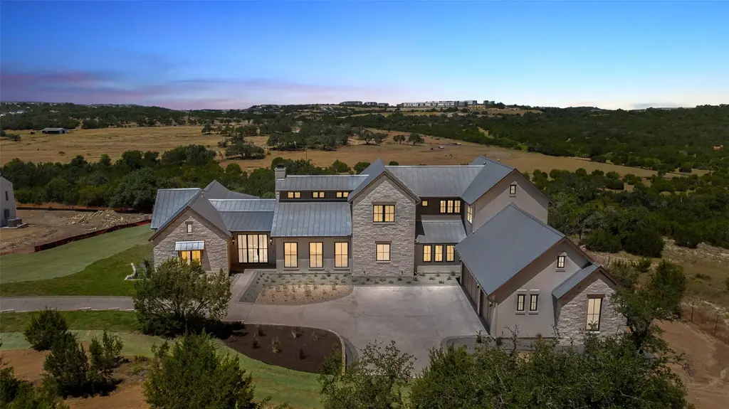 16114 Cool Breeze Cv, Austin