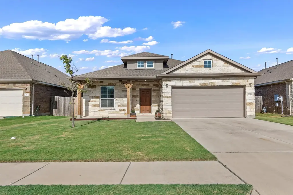 8069 Arezzo Dr, Round Rock
