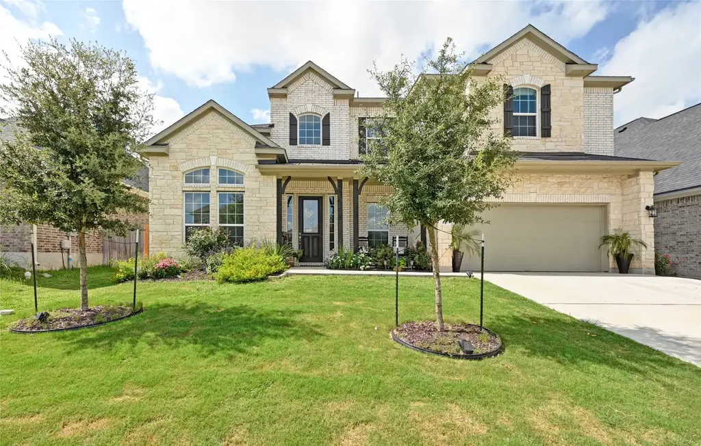 476 Gamble Dr, Buda