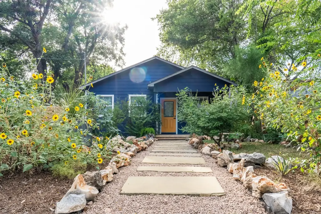 1148 Gunter St A & B, Austin