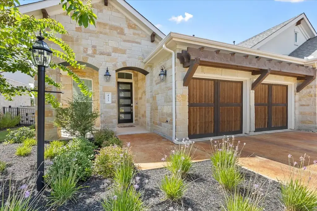 433 Cartwheel Bnd 89, Austin