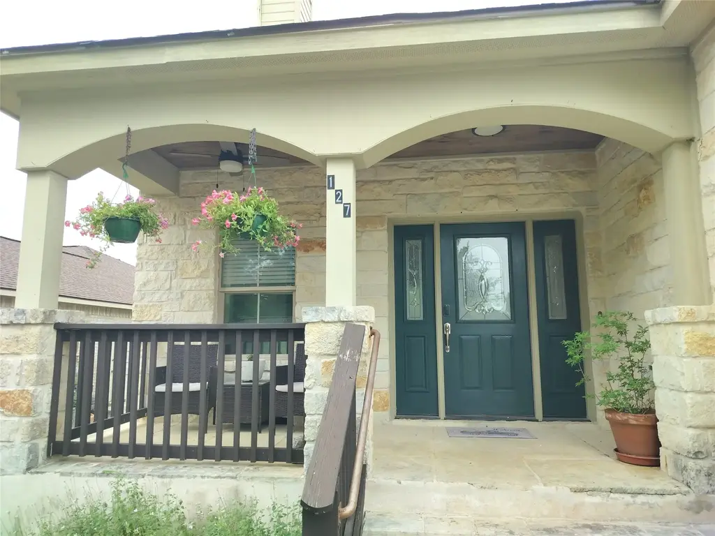 127 Augusta Dr, Wimberley