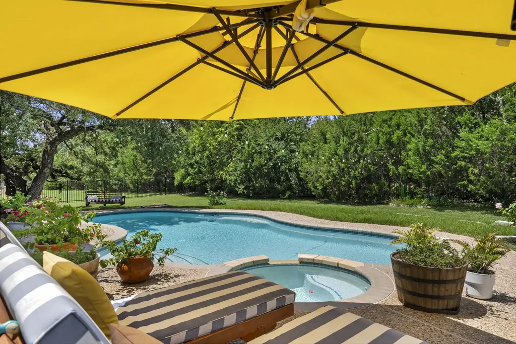 228 Summer Wood Ct, Georgetown