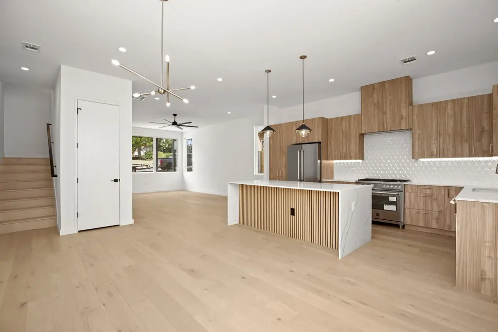 1714 Woodland Ave 1, Austin