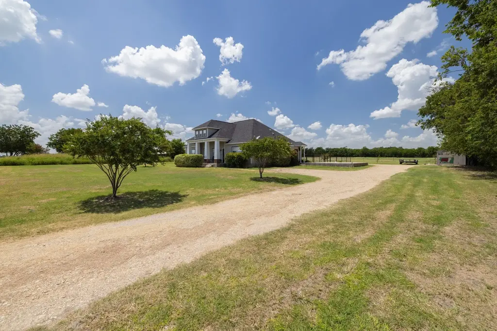 1079 County Road 124, Georgetown