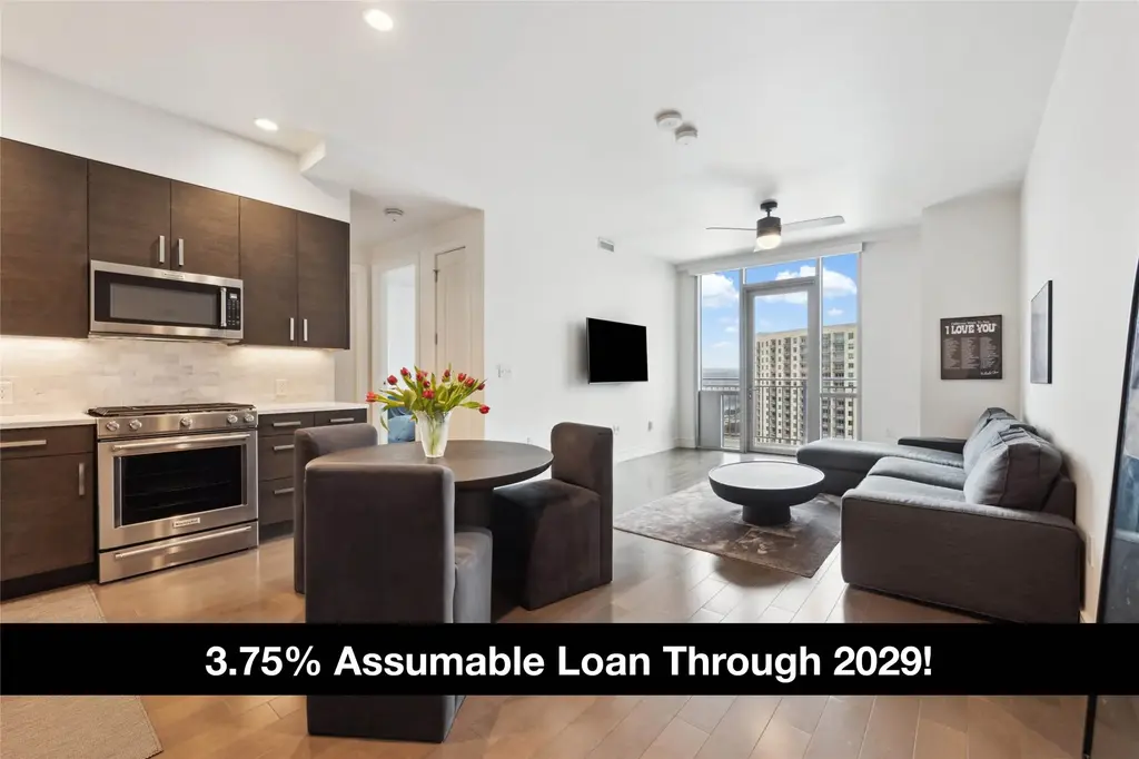 222 West Ave 1312, Austin