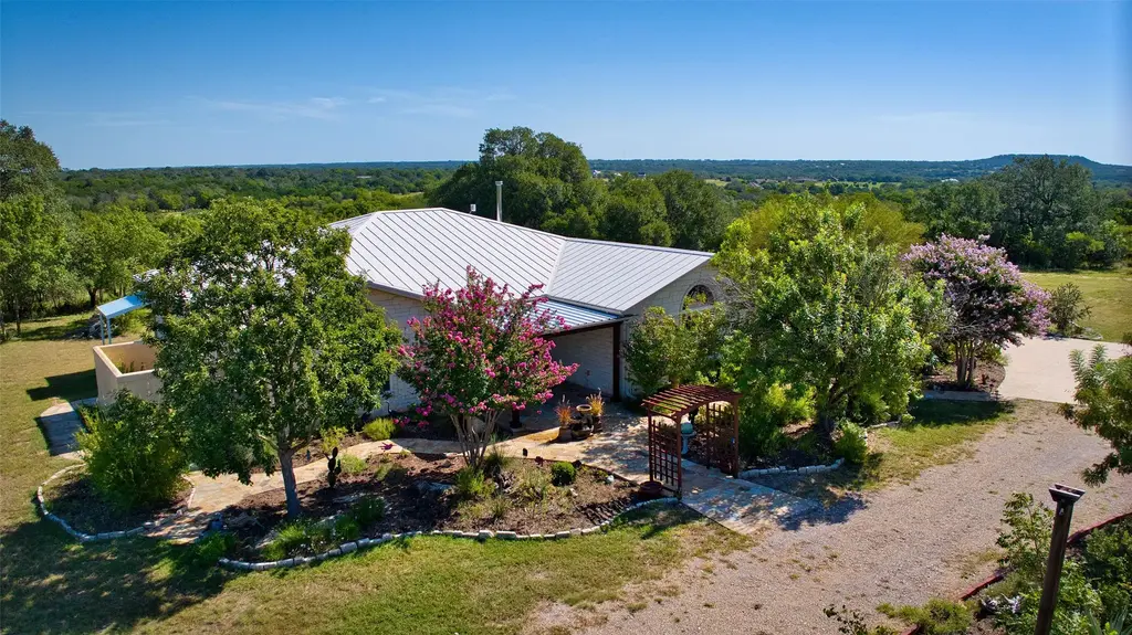 5571 County Road 200, Liberty Hill