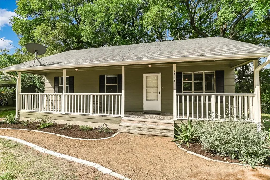 1916 Casa Grande Dr, Austin