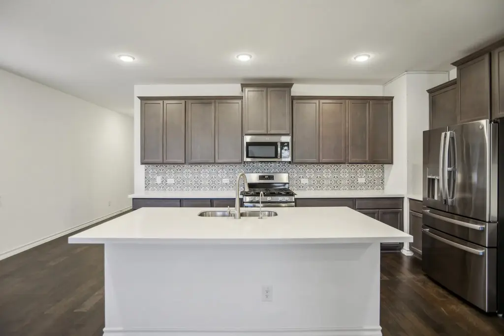 1011 Moose Rd, Hutto