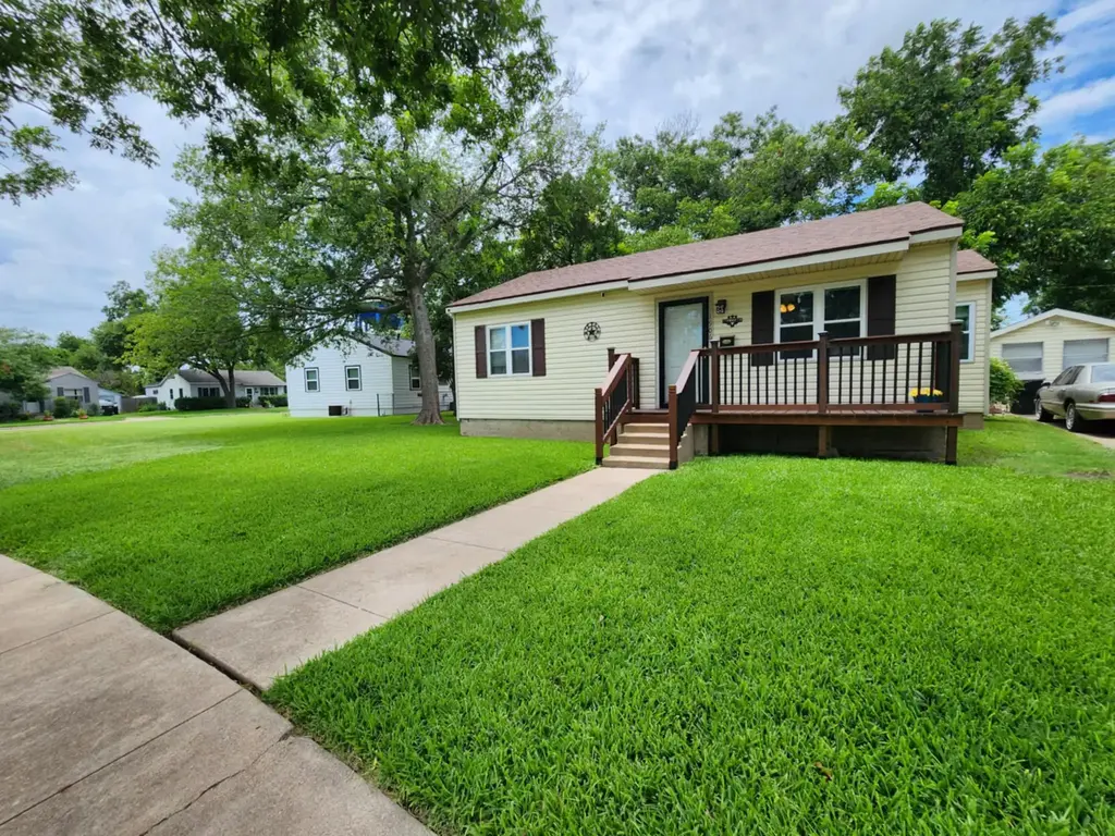 1906 Monticello Rd, Temple