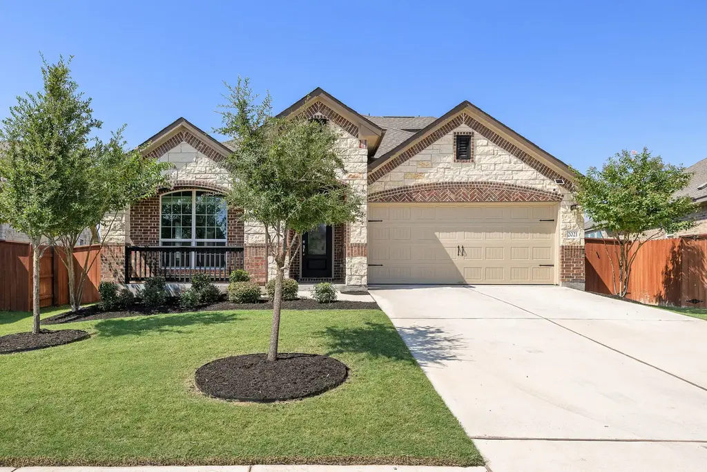 2021 Long Shadow Ln, Georgetown