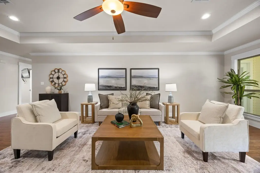 1112 Indian Trl, Salado
