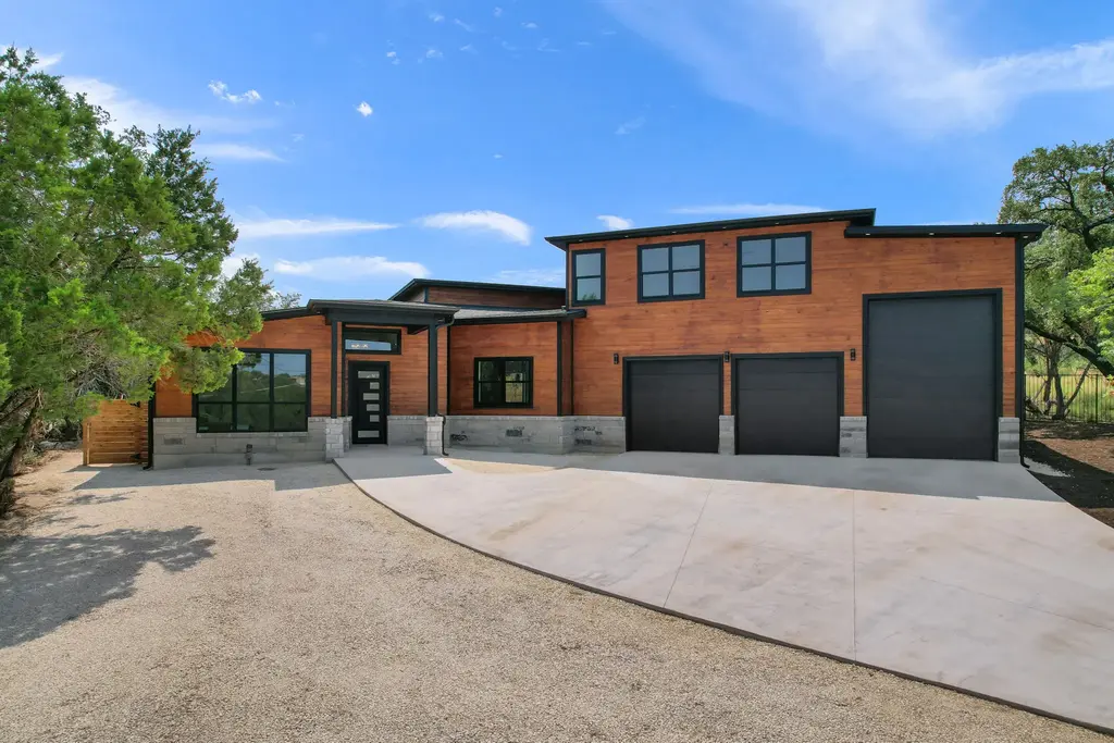 3705 Buckeye Dr, Lago Vista