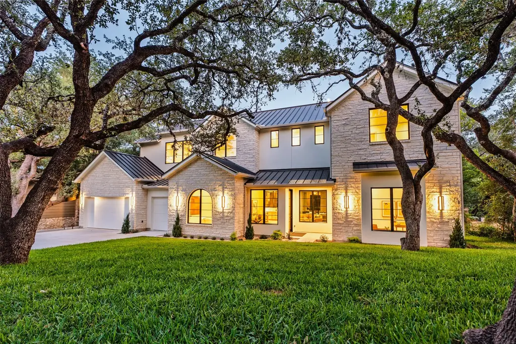 411 Honeycomb Rdg, Austin