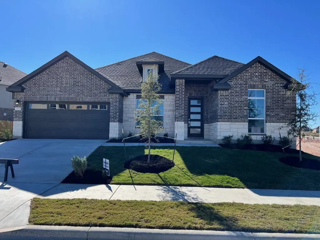 509 Prairie Wind Dr, Leander