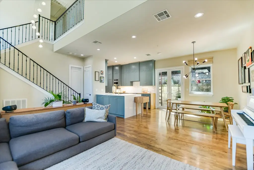 1529 Barton Springs Rd 24, Austin