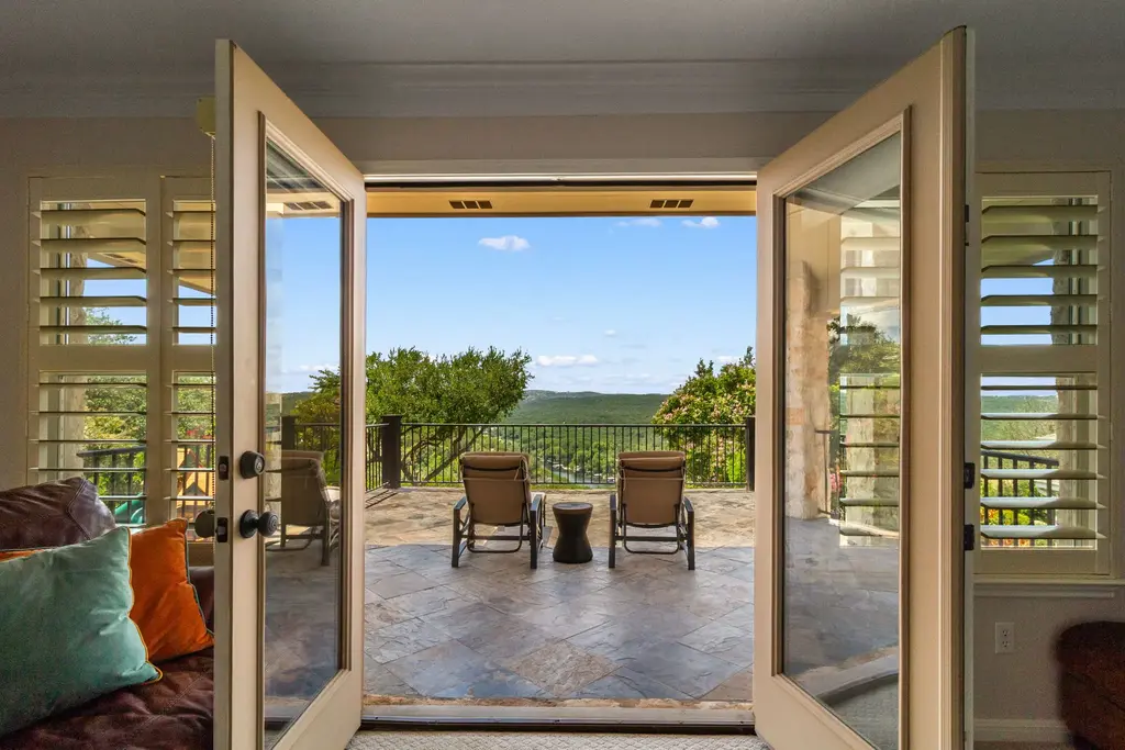 804 Lakewood Hills Ter, Austin