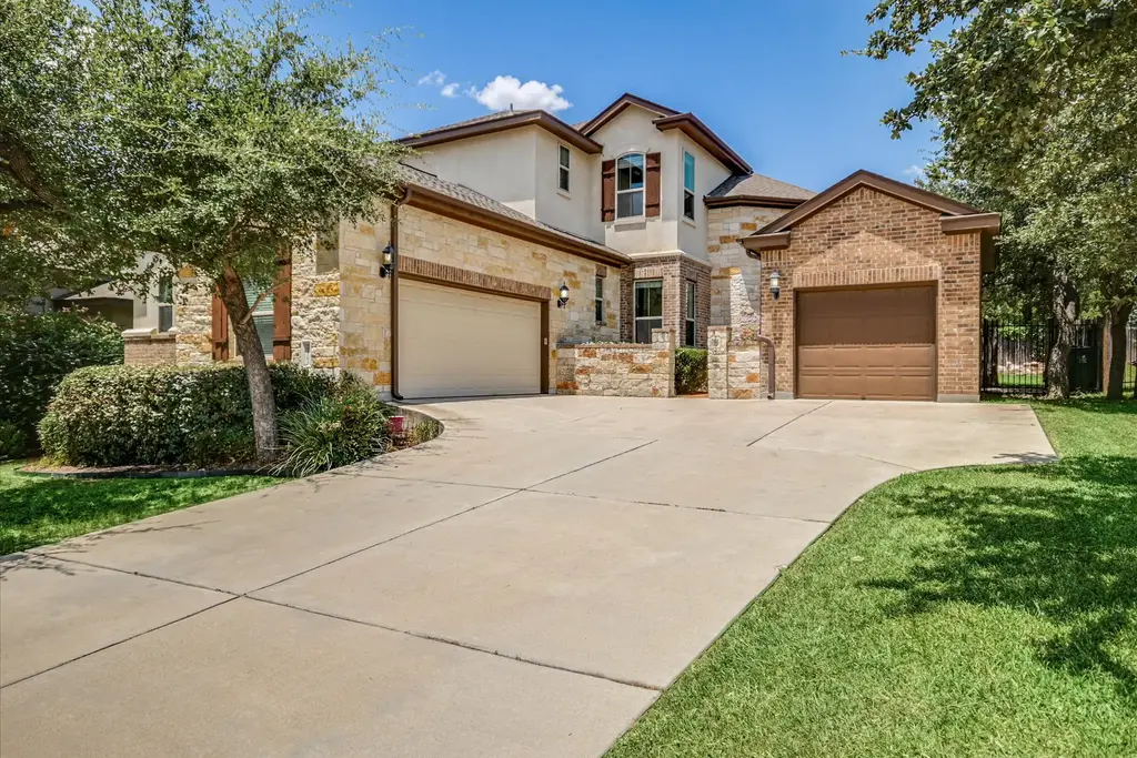 2407 Lou Hollow Pl, Cedar Park