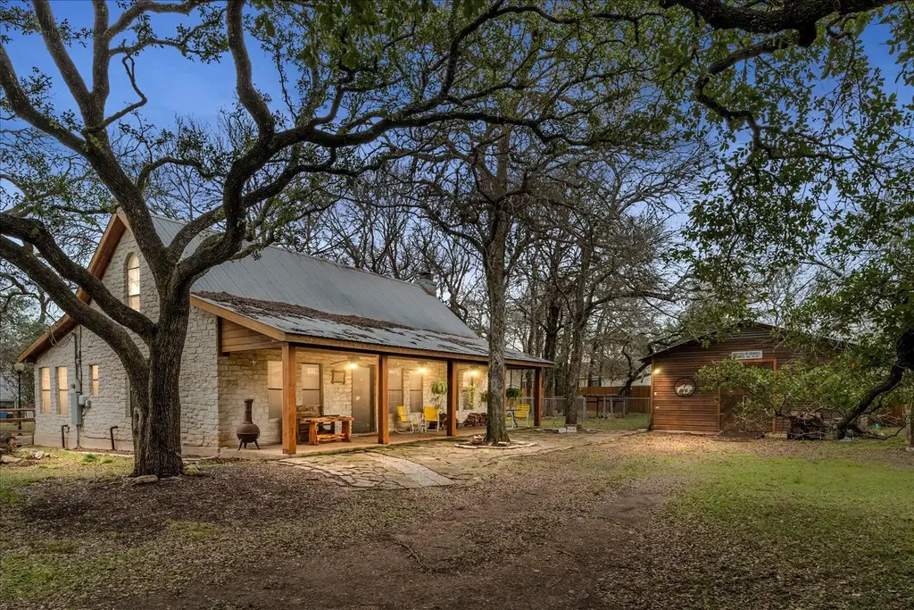 2195 S Old Stagecoach Rd, Kyle