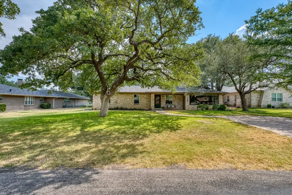 109 Flamingo Cir, Highland Haven