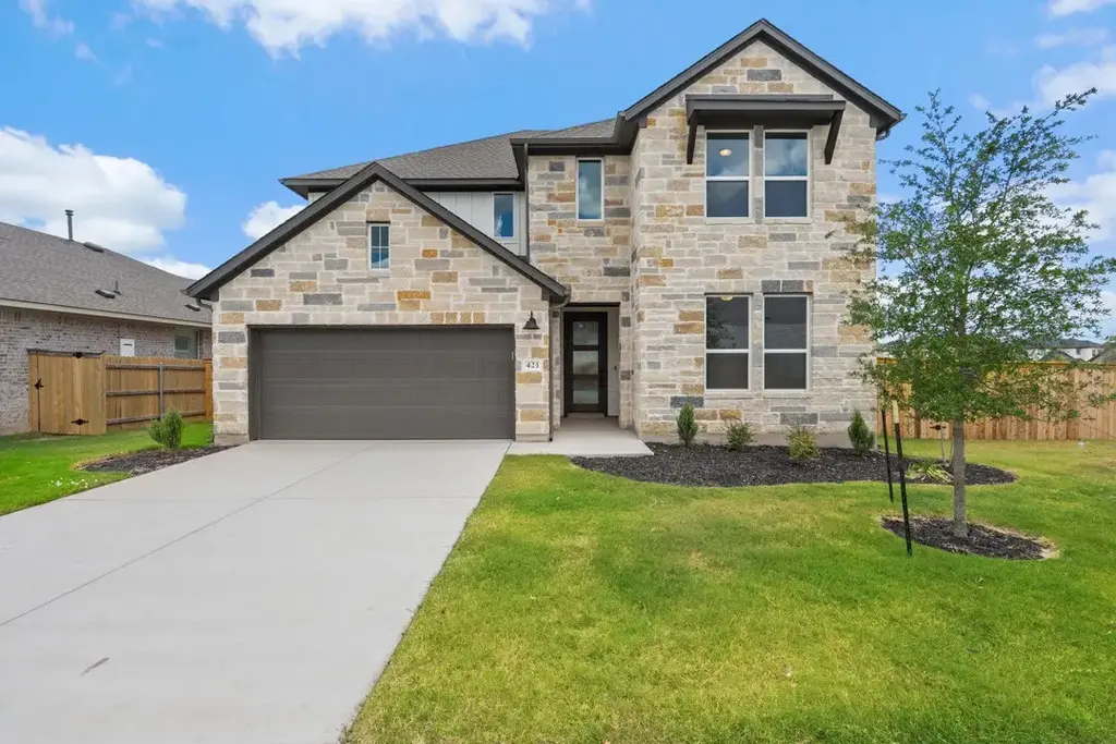 421 Kings Pine Drive, Dripping Springs