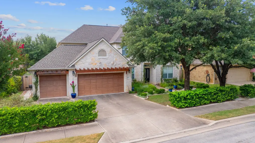 16437 Along Creek Cv, Austin