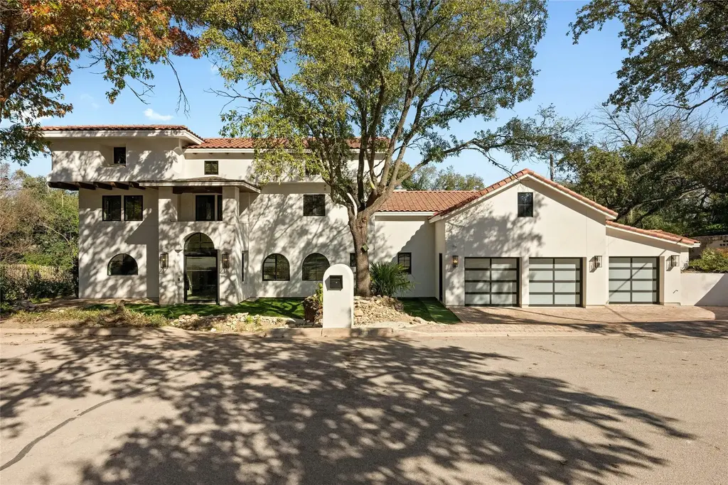2801 Hubbard Cir, Austin