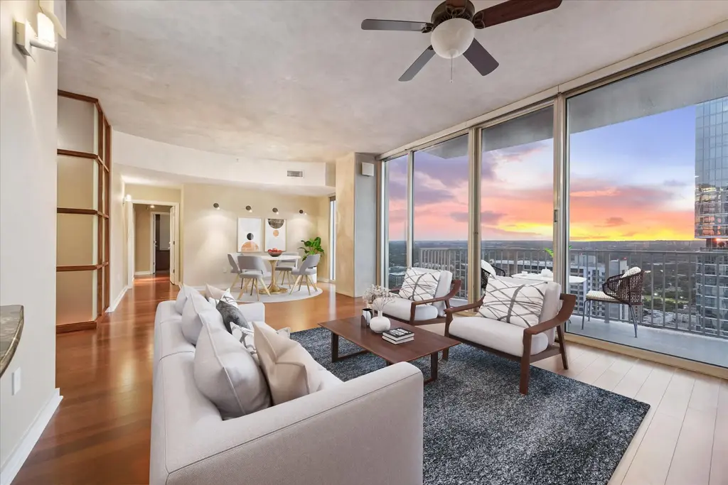 360 Nueces St 3504, Austin