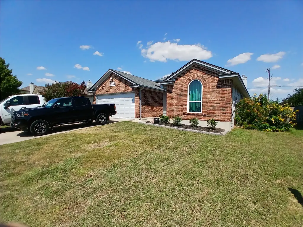 206 Saint Marys Dr, Hutto