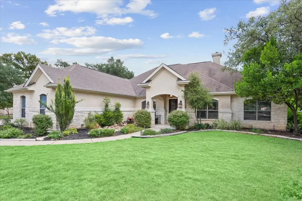 521 Buena Vista Dr, Georgetown