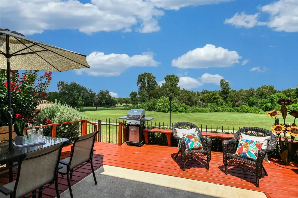 3300 Forest Creek Dr 14, Round Rock