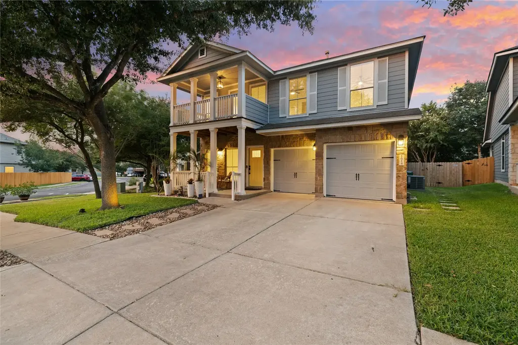 1614 Redwater Dr 122, Austin