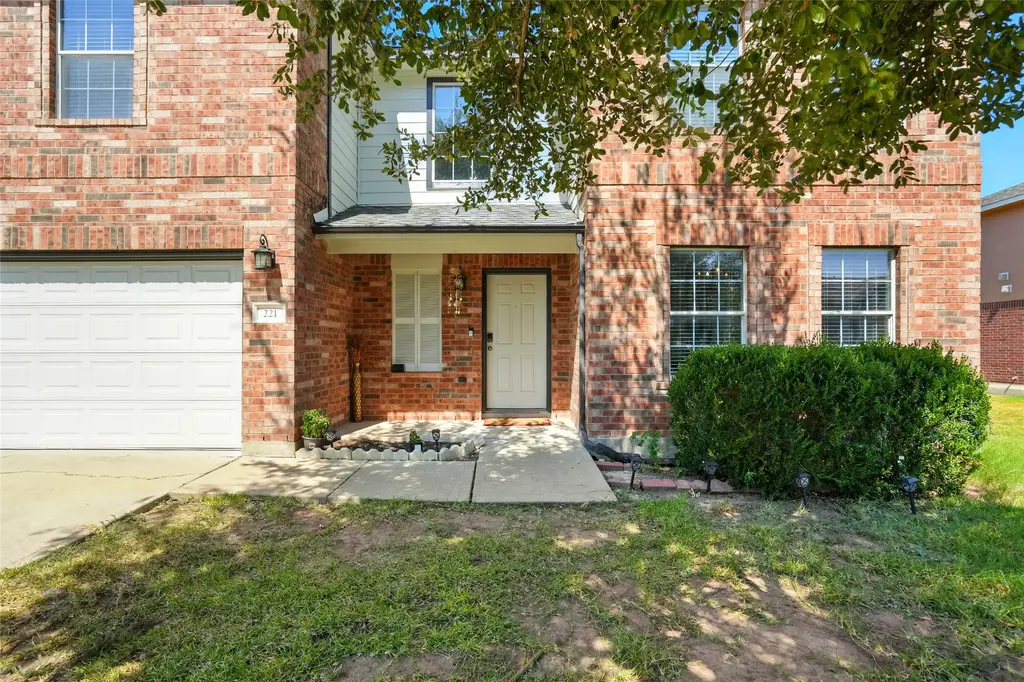 221 Herrera Trl, Hutto