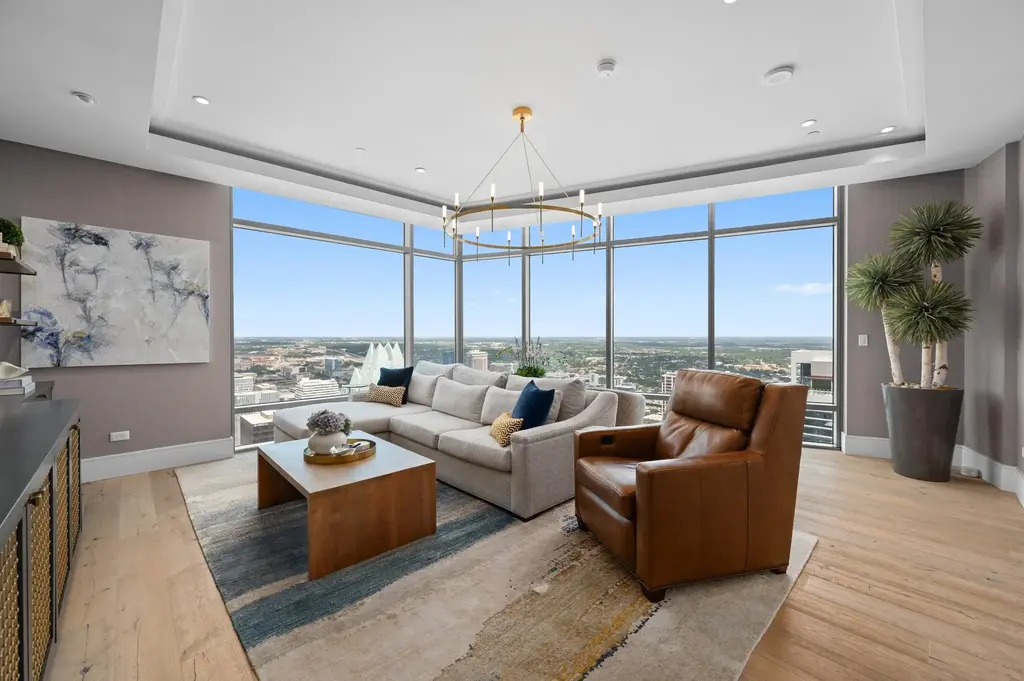 200 Congress Ave 48y, Austin