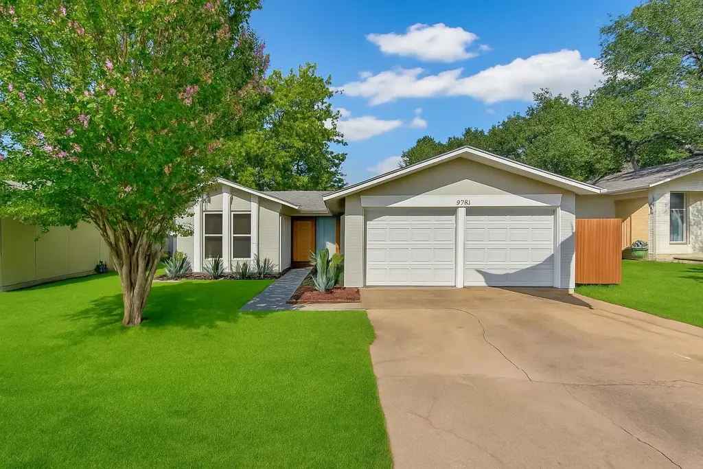 7400 Broken Arrow Ln, Austin