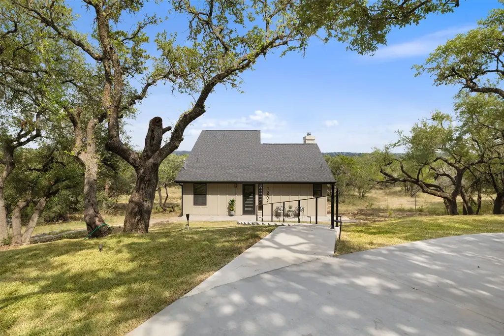 1201 Socorro Dr, Austin