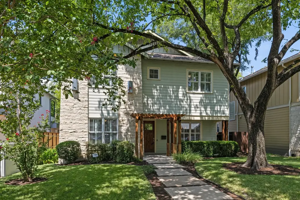 1106 Maufrais St, Austin