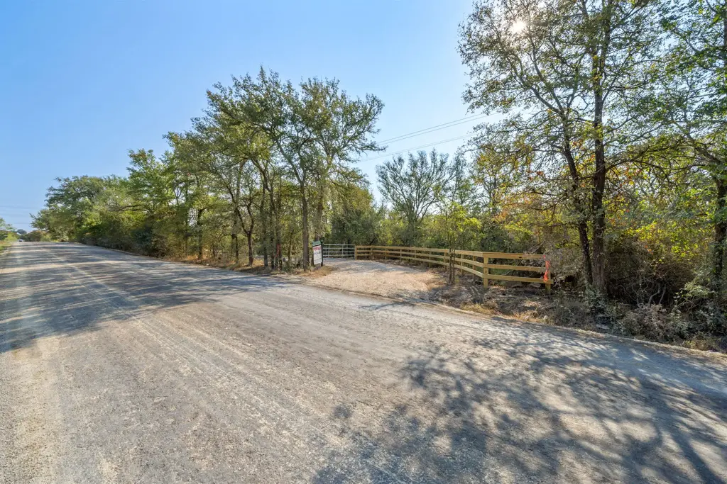 2095 Upper Elgin River Rd, Elgin