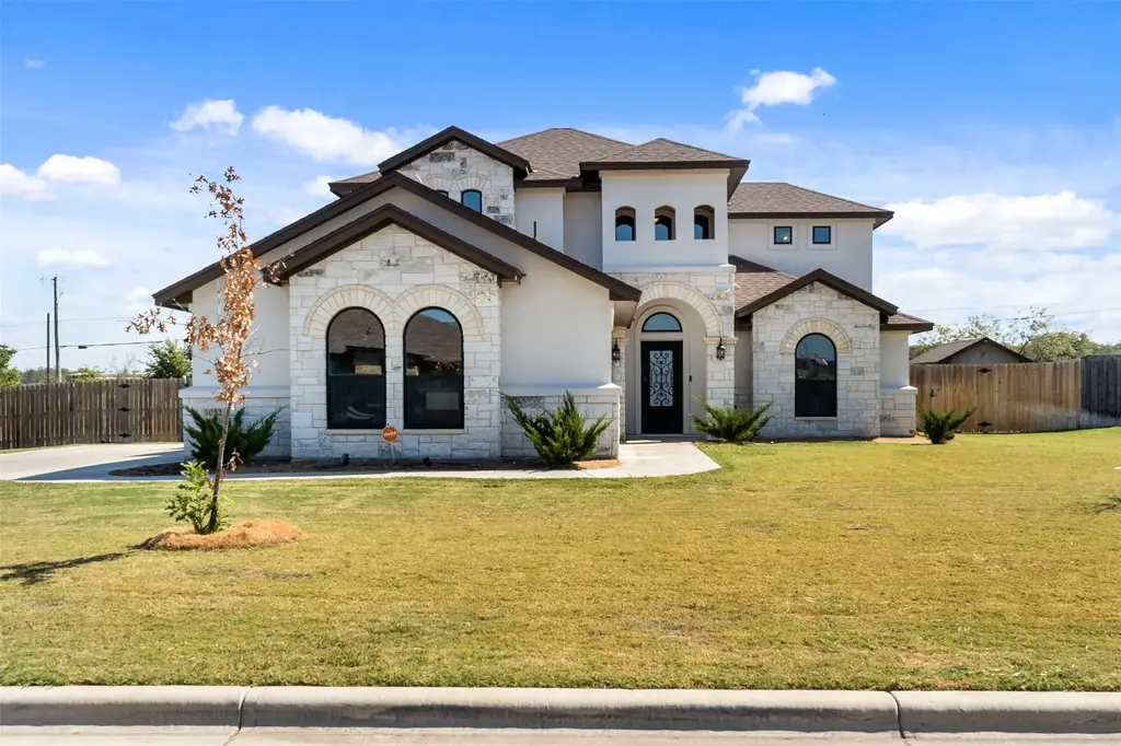 1052 Parkview Dr Way, Salado