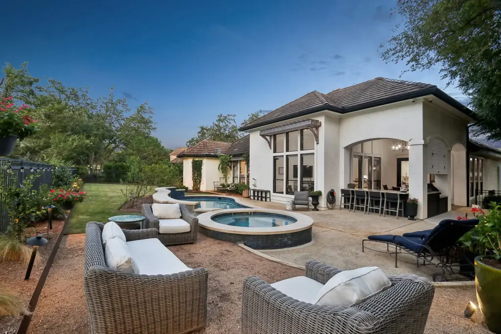 11804 Eagles Glen Dr, Austin