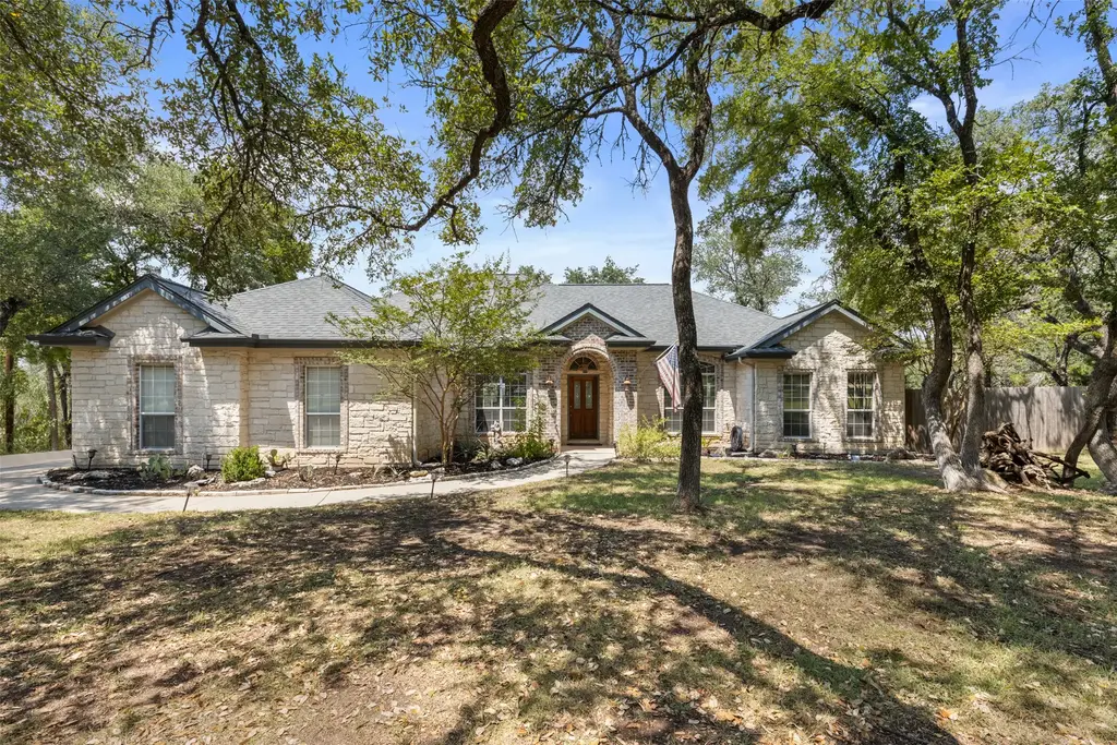 140 Ridgewood Cv, Georgetown