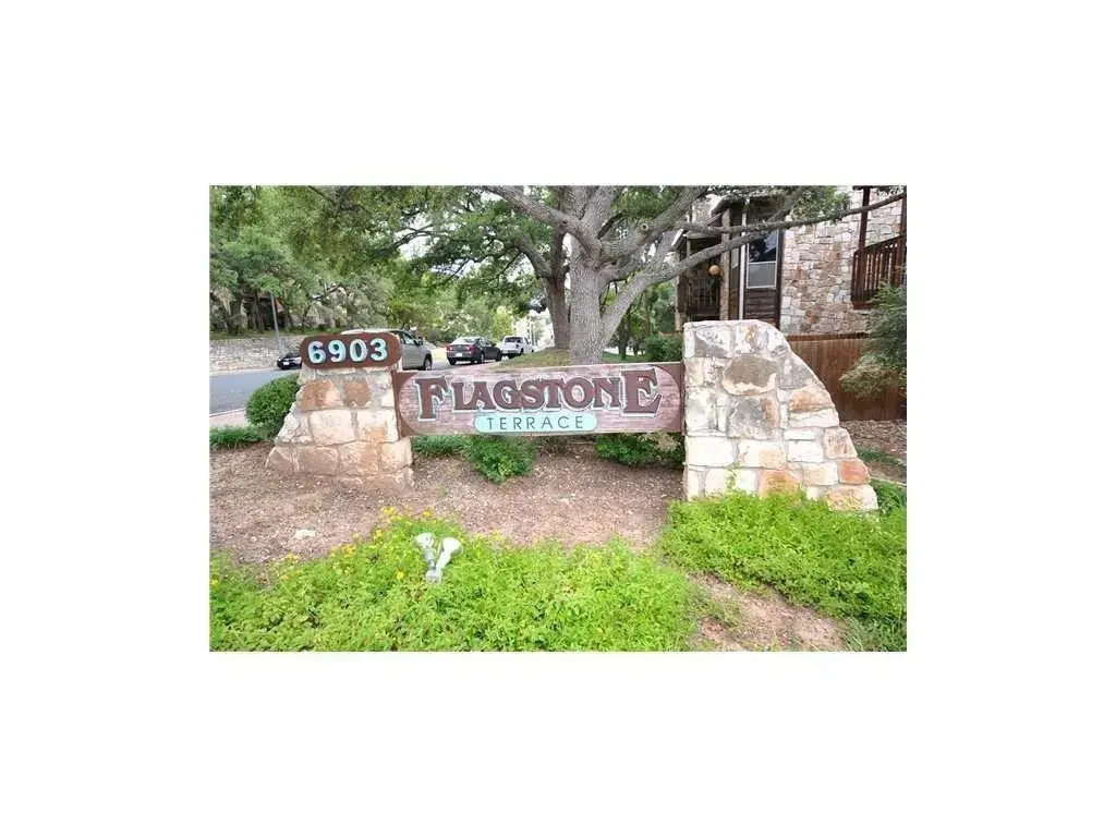 6903 Deatonhill Dr 37, Austin