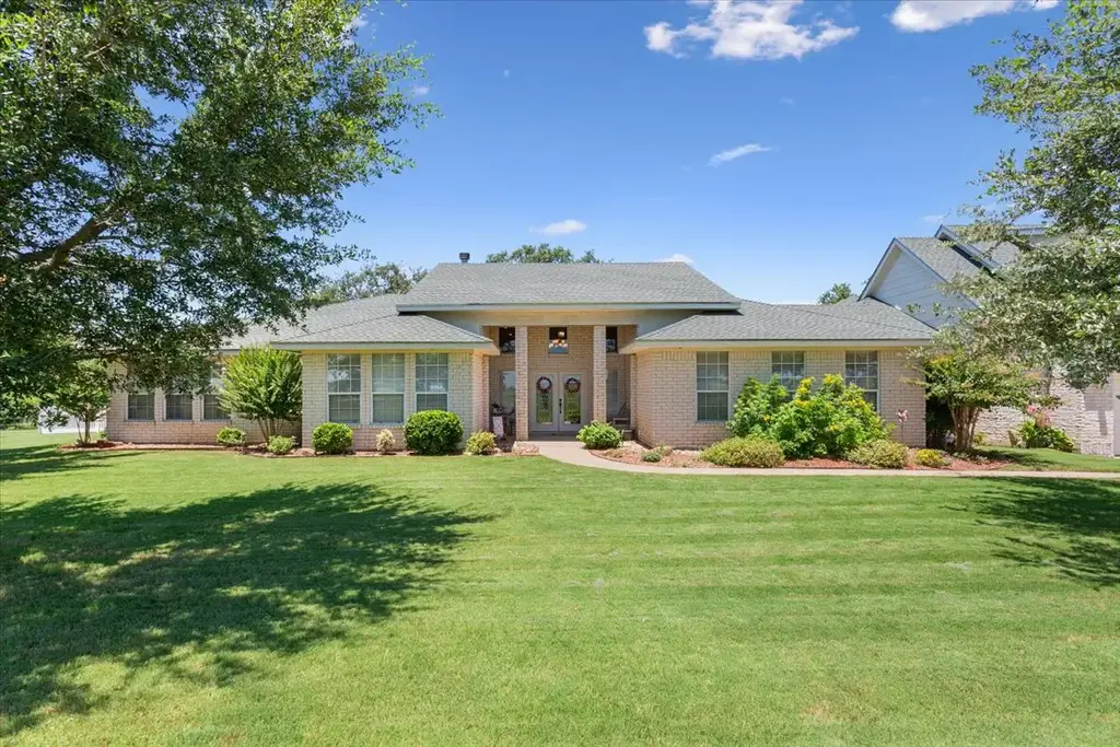 257 Windmill Hl, Salado