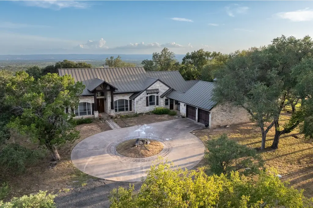 1708 County Road 120a, Marble Falls
