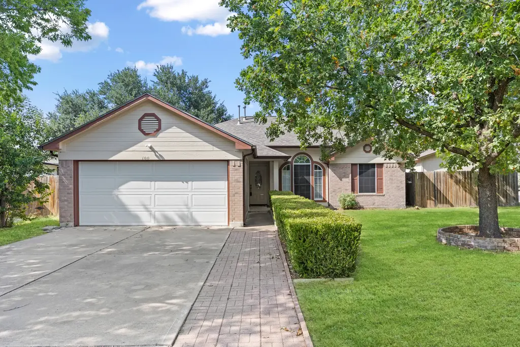 100 Evergreen Cir, Georgetown