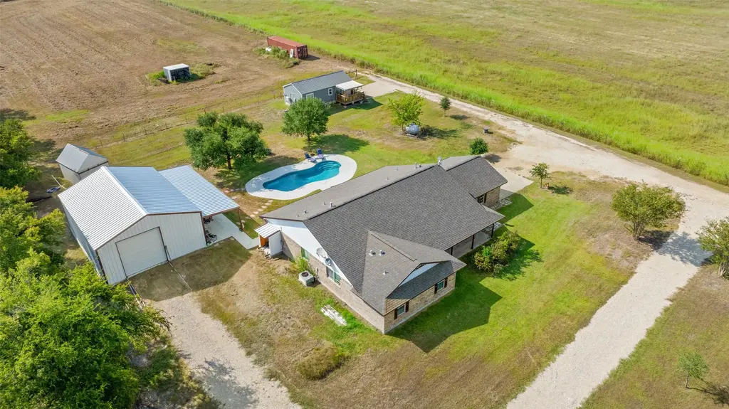 2299 N Fm 486, Thorndale